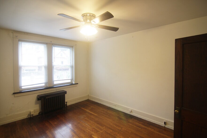 Building Photo - 414 Franklin Ave