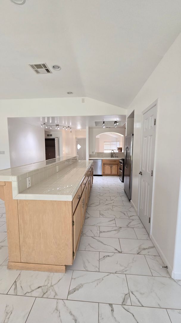 Building Photo - 10315 Cheyenne Dr