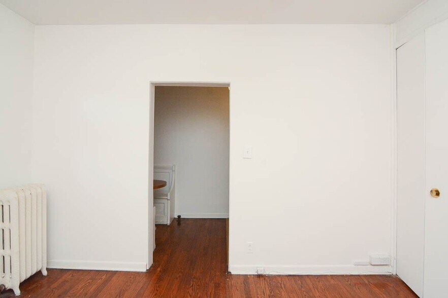 Building Photo - 3024 N Halsted St