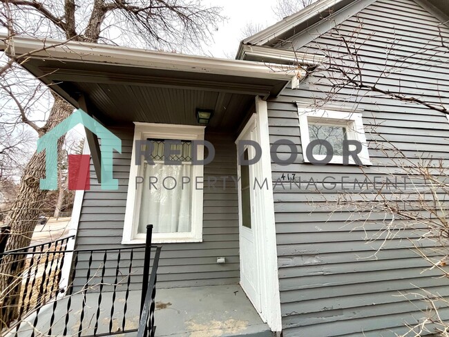 Building Photo - Charming 2-Bedroom Home on a Corner Lot – ...