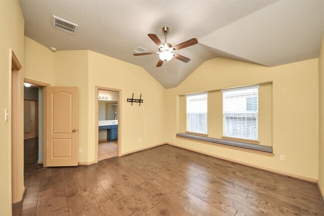 Building Photo - 11430 Elizabeth Brook Dr