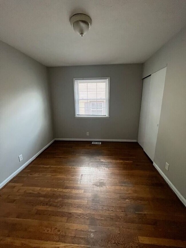 Building Photo - 2160 Winterberry Dr