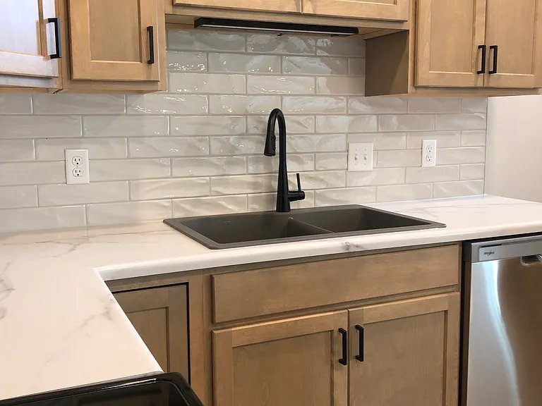 Building Photo - 5712 E Avett Pl