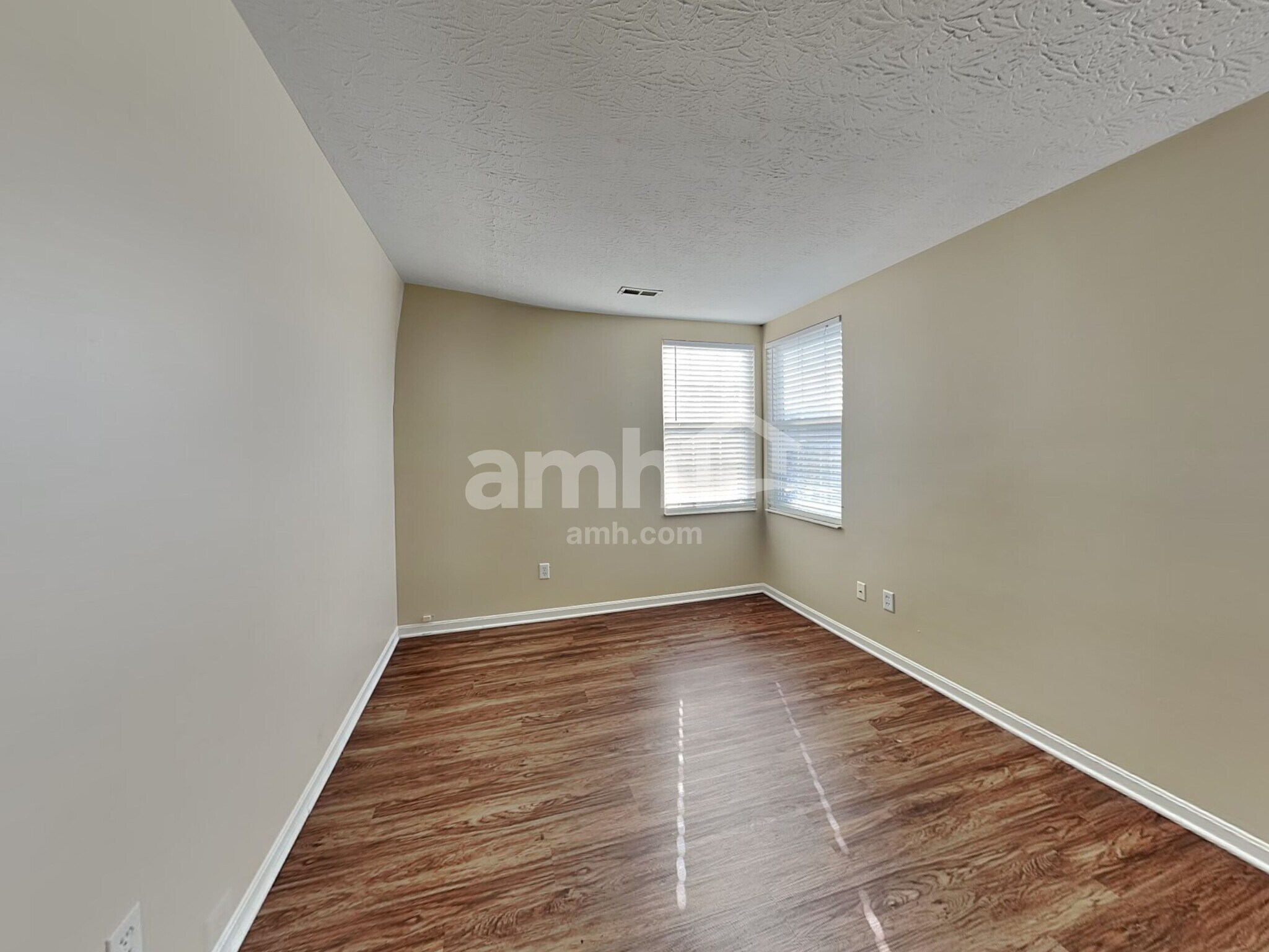 Building Photo - 2571 Allegro Ln