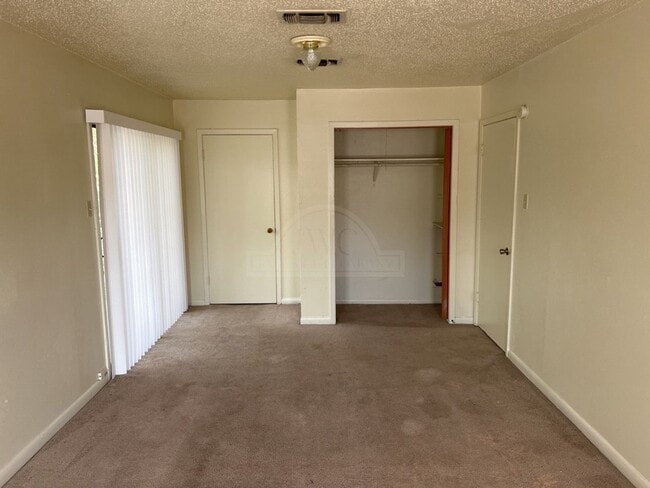 Building Photo - 804 Jefferies Ave, Killeen