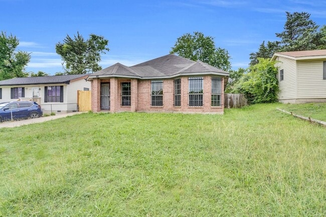Building Photo - 2520 Fatima Ave