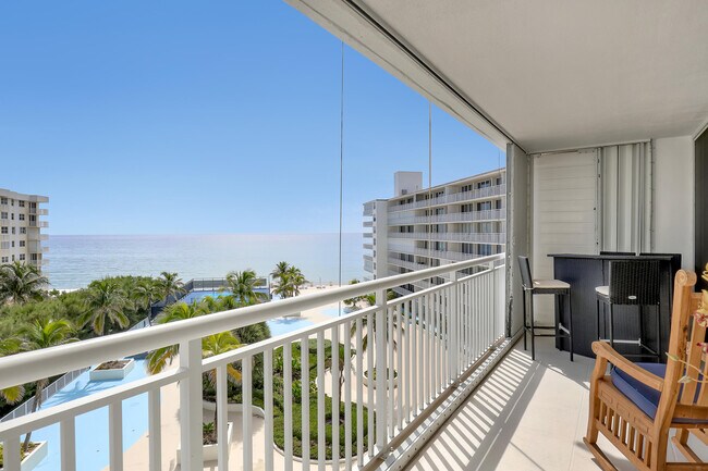 Building Photo - 3546 S Ocean Blvd