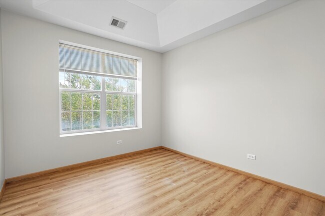 Building Photo - 16671 Liberty Cir