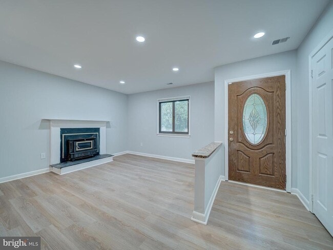 Building Photo - 11301 Gatesborough Ln
