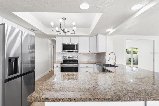 Building Photo - 1455 54th Ave NE