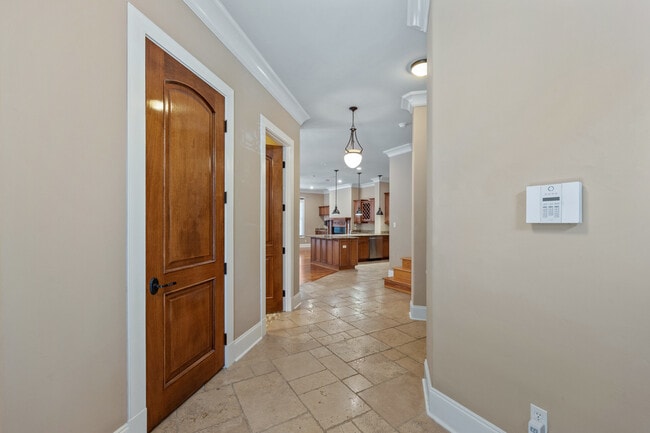 Building Photo - 1836 Ashley Hall Way