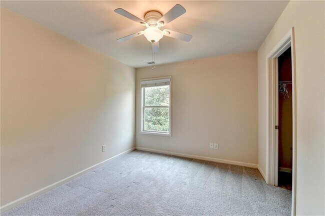 Building Photo - 1205 Apple Blossom Dr