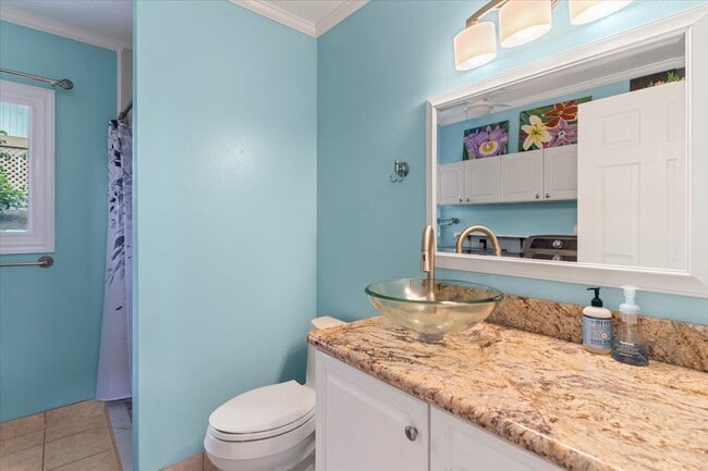 Building Photo - 460 Polulani Dr