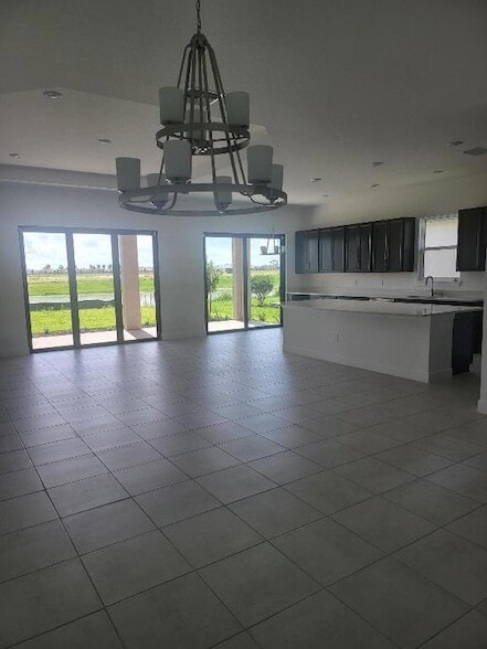 Building Photo - 9935 SW Cloister Dr