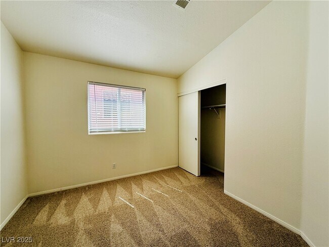 Building Photo - 9016 Dolente Ave