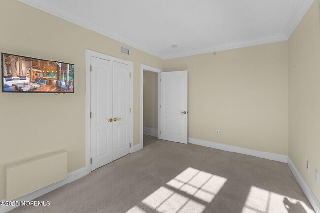 Building Photo - 700 Ocean Ave N