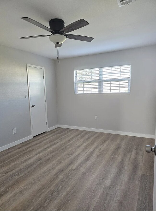 Building Photo - 4319 Baynard Dr