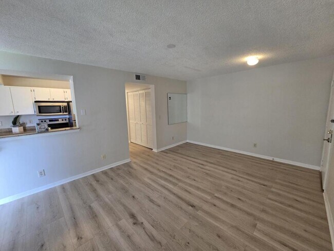 Building Photo - 11526 Westwood Blvd