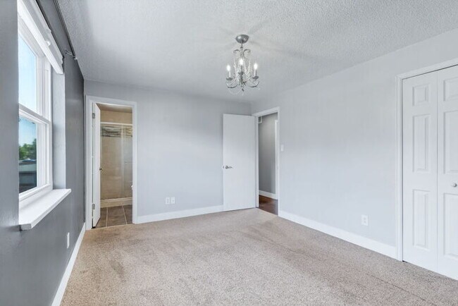 Building Photo - 5851 W 111th Pl