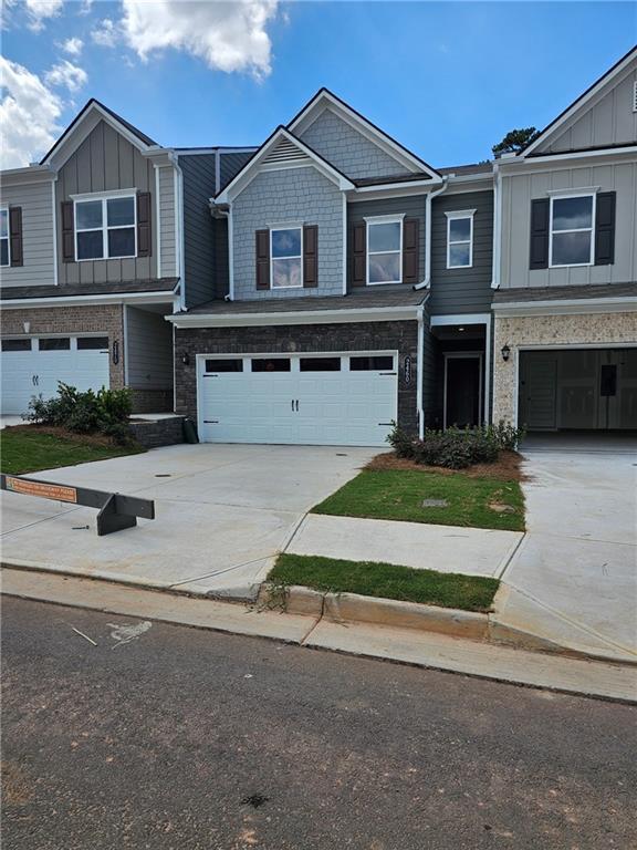 Building Photo - 2460 Ravencliff Dr