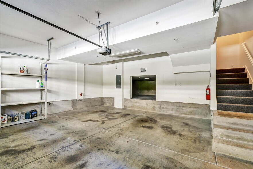 Building Photo - 378 Olive Hill Dr