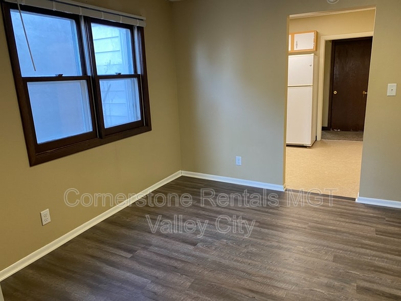 Building Photo - 217 Central Ave S