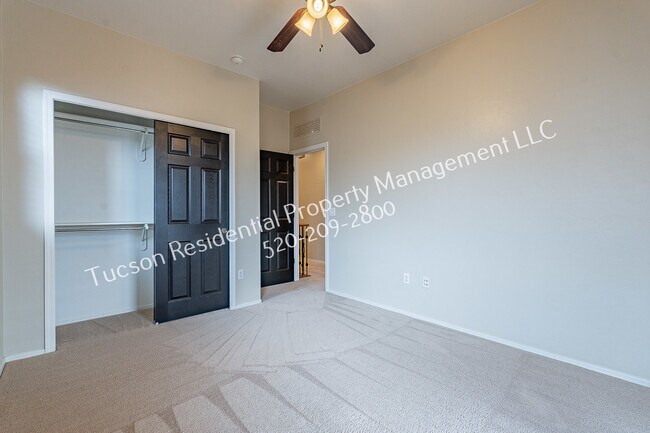 Building Photo - 505 East Calle Amura