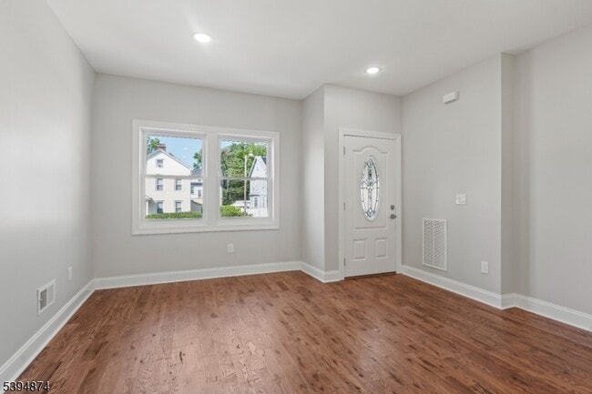 Building Photo - 53 Marcy Ave