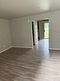 Building Photo - 15345 Killarney Cir