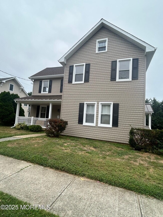 Primary Photo - 29 2nd St