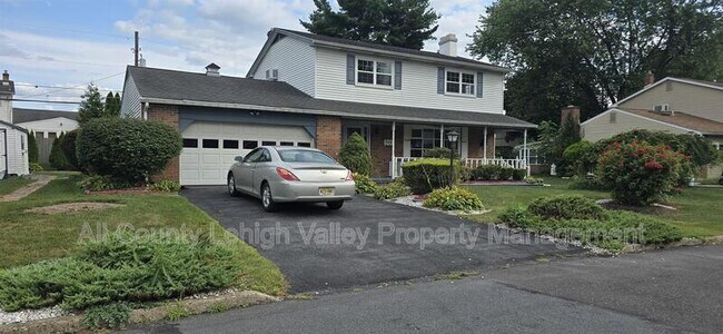 Primary Photo - 7102 Linden Rd