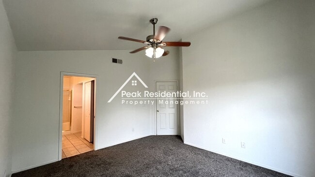 Building Photo - 8274 Golden Park Ct