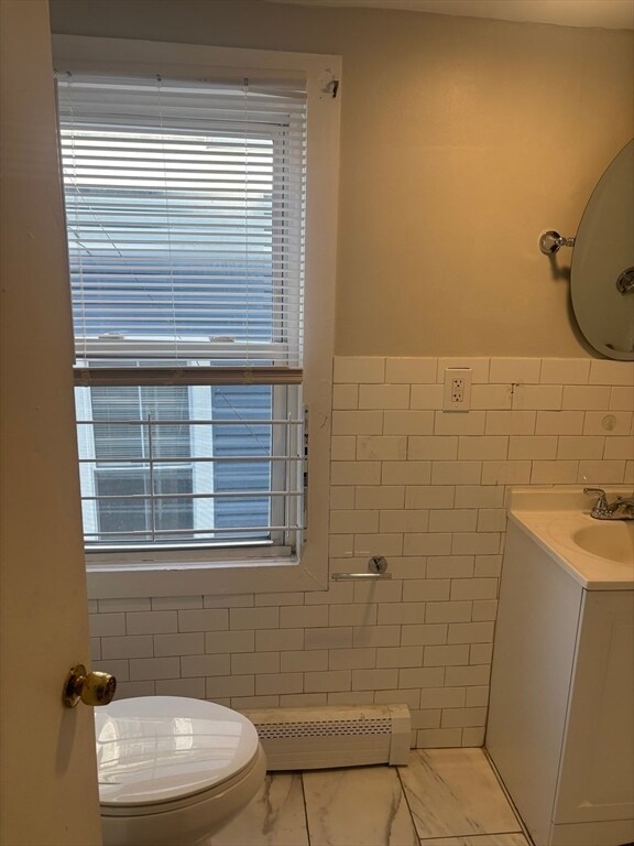 Building Photo - 108 S Common St