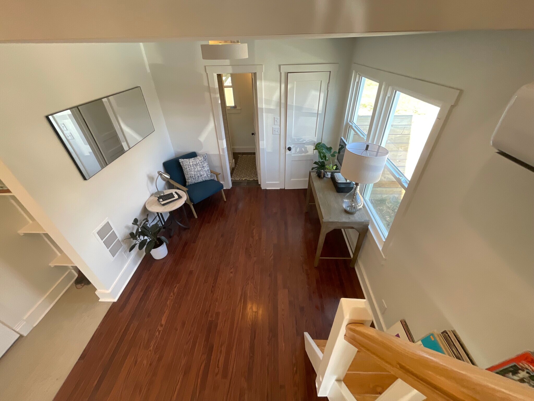 Building Photo - 129 Gordon Ter