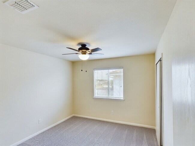 Building Photo - 15123 Meredith Ln