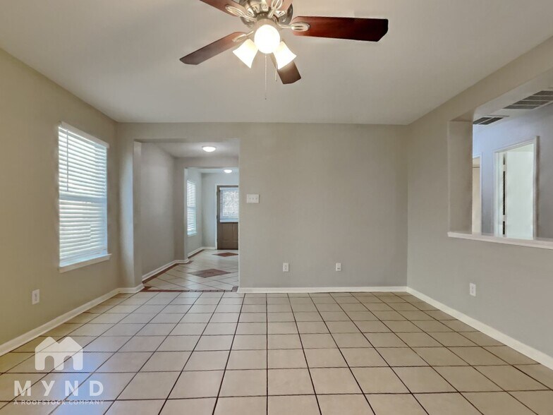 Building Photo - 21307 Shadow River Ln