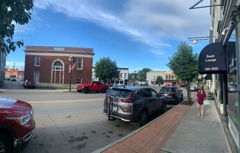 Building Photo - 123 W Franklin St