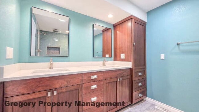 Building Photo - First Time Rental! Newly Remodeled 3bed 2bath Super clean home in top condition. Just under 1 acr...