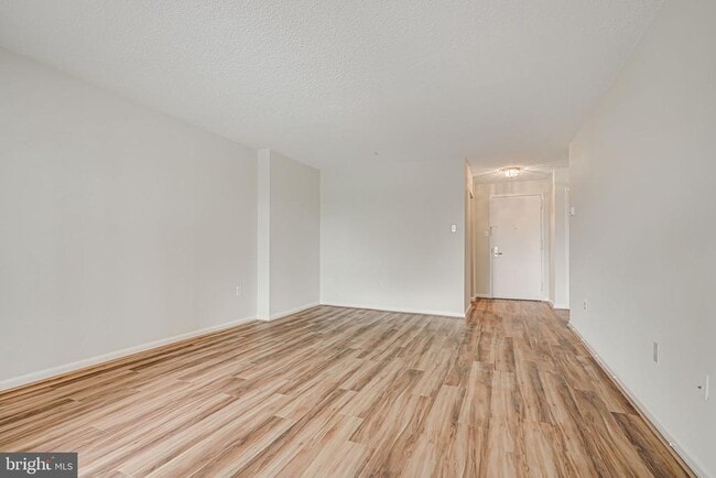 Building Photo - 200 N Pickett St