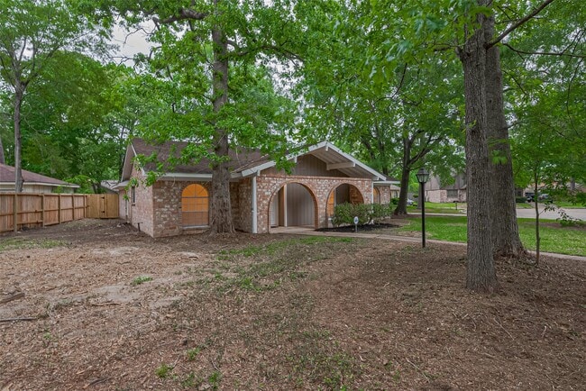 Building Photo - 3214 Three Pines Dr