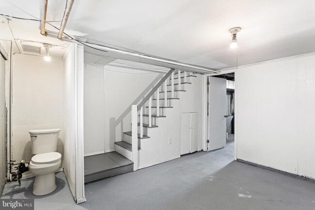 Building Photo - 7675 Overbrook Ave