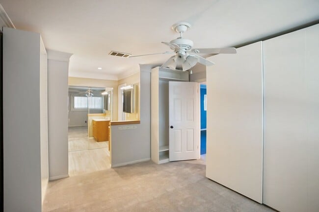 Building Photo - Beautiful, nicely updated, ENERGY EFFICIENT HOME FOR LOW UTILITY BILLS