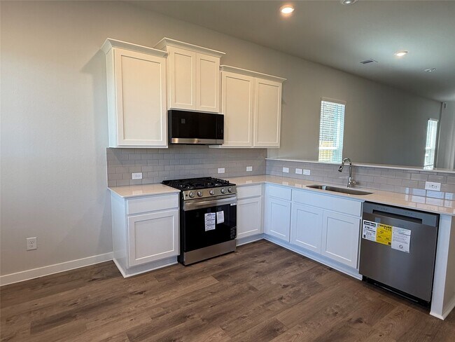 Building Photo - 12510 Costal Bnd Wy