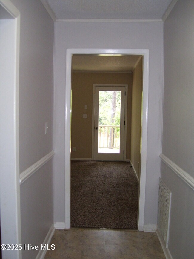 Building Photo - 355 Newton Dr