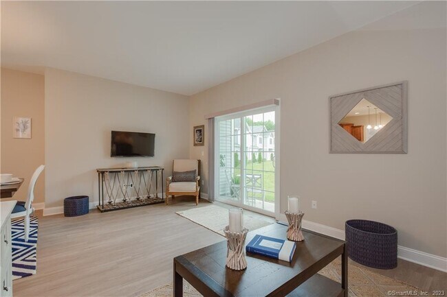 Building Photo - 24 Mill Pond Dr