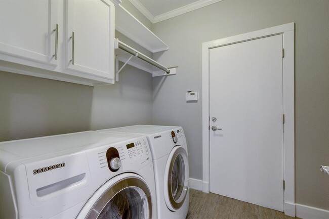 Building Photo - 4809 Rutherglen Dr