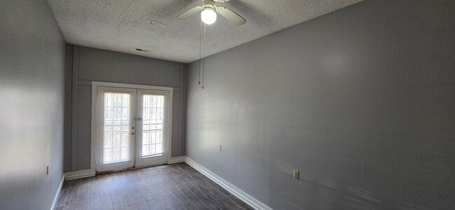 Building Photo - 6761 Whitten Pine Dr