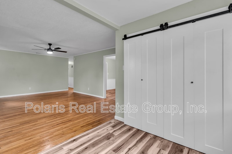 Building Photo - 8105 Allisonville Rd