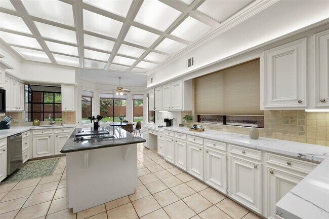 Building Photo - 14022 Champions Hamlet Ct
