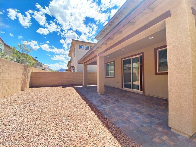 Building Photo - 362 Espressivo St